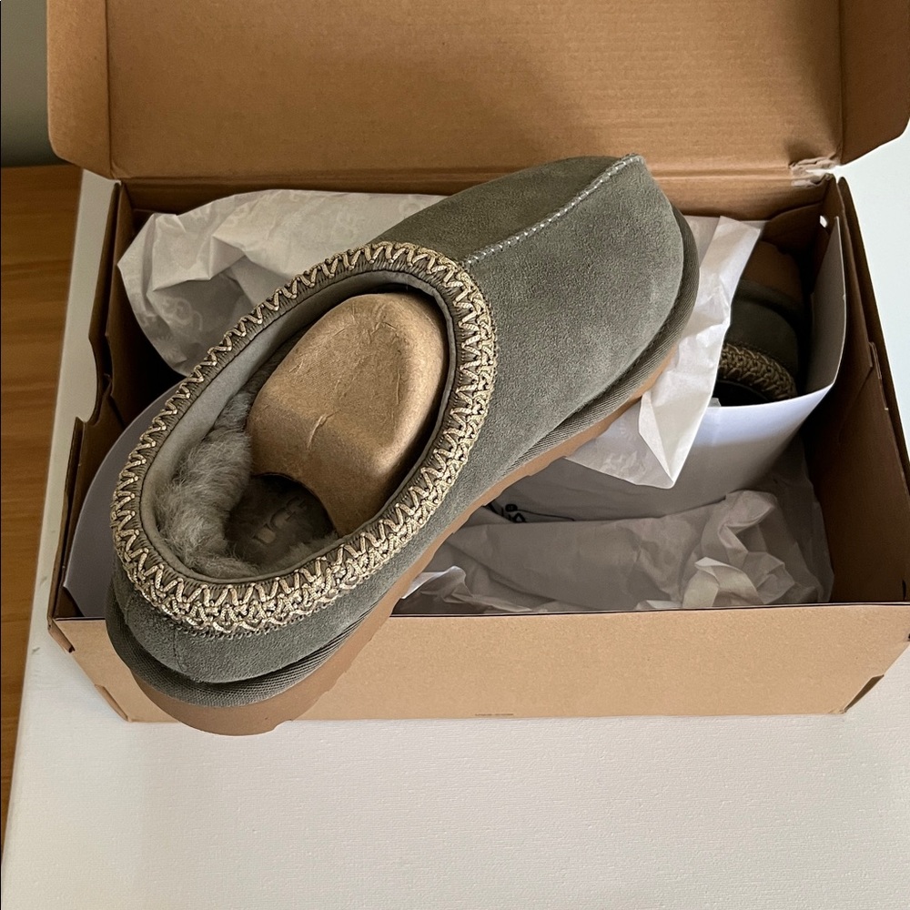 UGG® TASMAN II SLIPPERS - Picture 6 of 10
